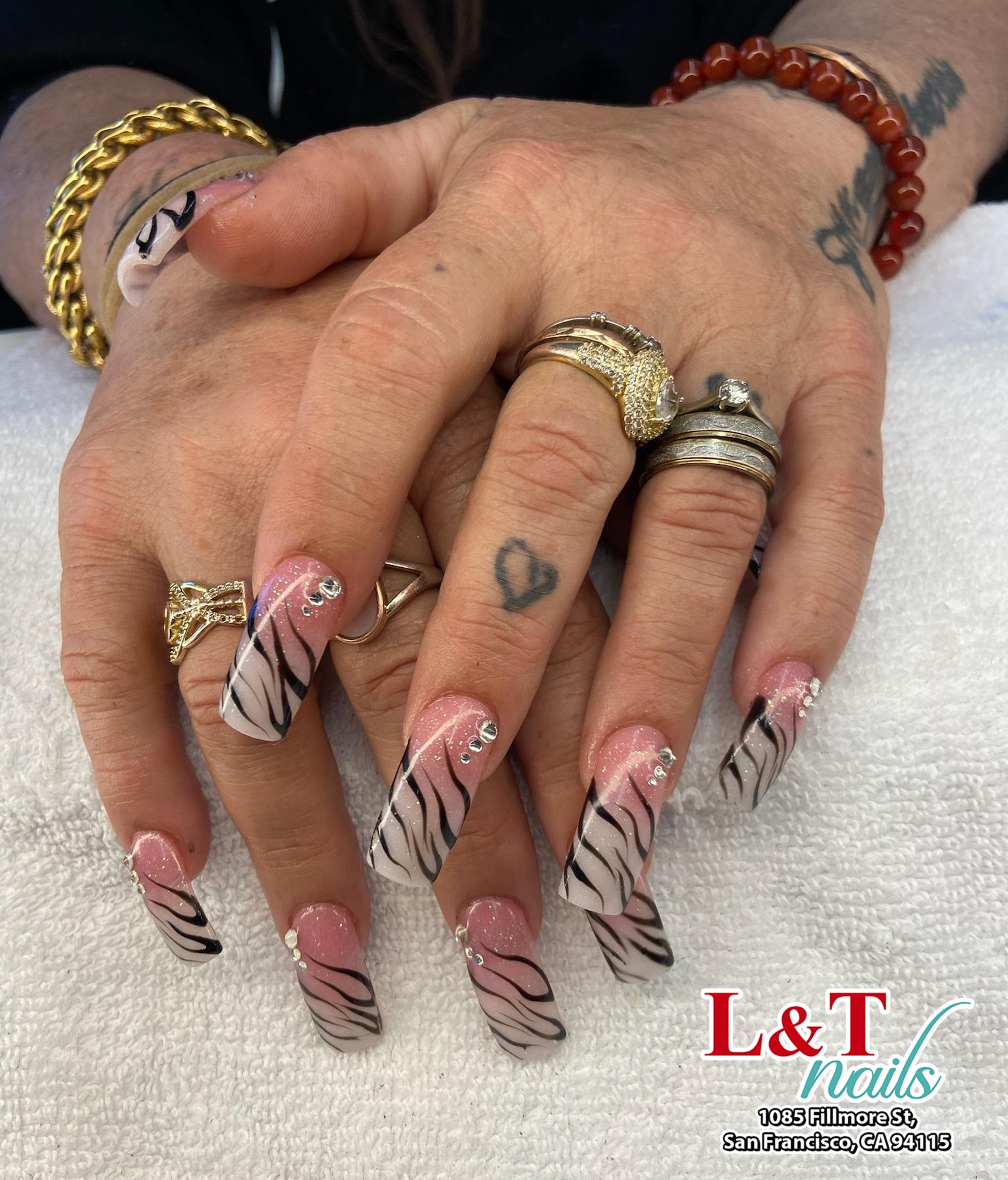 L & T Nails